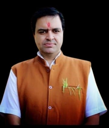श्री बीरेन्द्र सिंह गुसाई